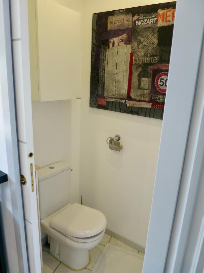 Duplex Contemporain Terrasse Exterieure Parking Apartman Leves Kültér fotó