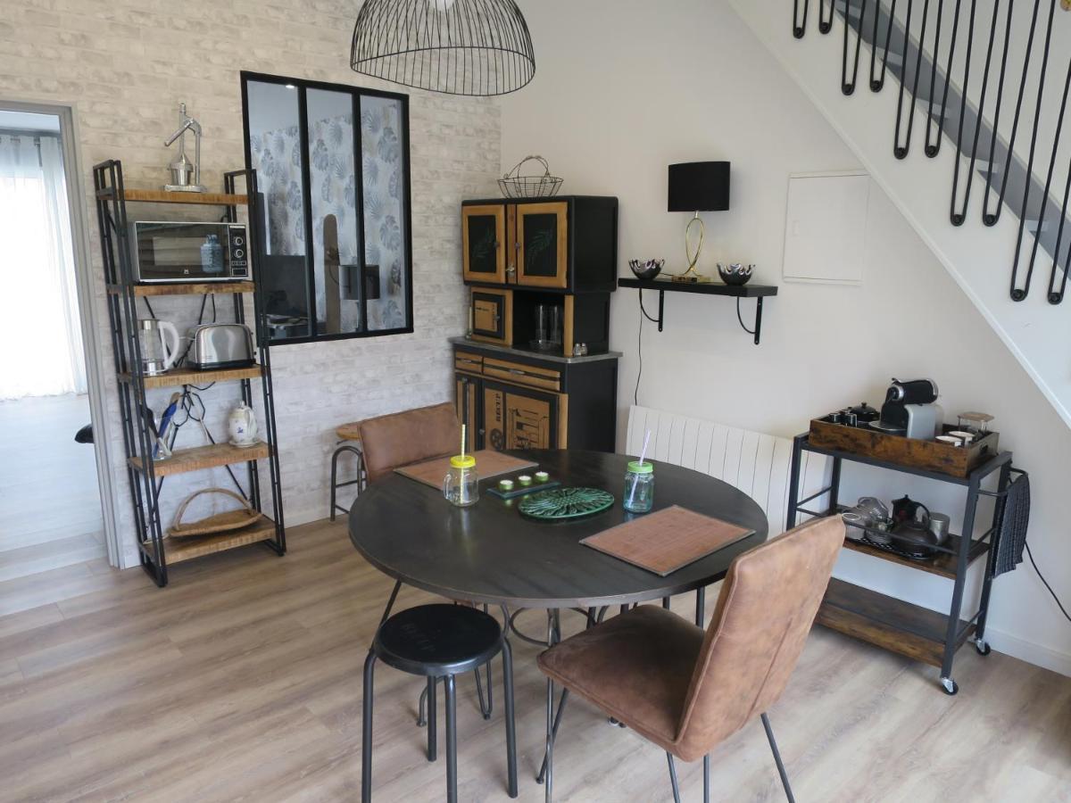 Duplex Contemporain Terrasse Exterieure Parking Apartman Leves Kültér fotó